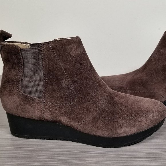 Dr. Scholl's Scarlet Wedge Chelsea Bootie, Brown Suede, Womens Size 6.5 - Picture 7 of 10
